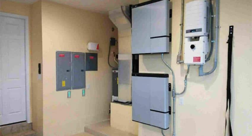 solar battery backup system