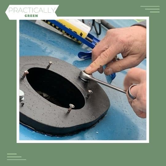 Sealing the base plate